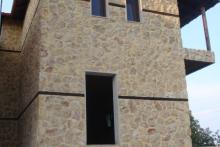 Διώροφη πέτρινη κατοικία στο Μοσχοπόταμο Πιερίας  