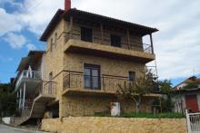 Διώροφη πέτρινη κατοικία στο Μοσχοπόταμο Πιερίας  