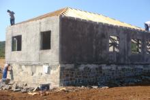 Πέτρινη μονοκατοικία στην Αρέθουσα Θεσσαλονίκης.