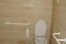 Πέτρινο ιατρείο/εξεταστήριο στο Καρυόφυτο Ξάνθης.