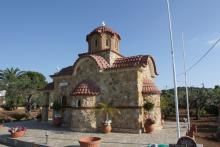 Κατασκεύη εκκλησίας στο Λαύριο από την Batzolis Θυρεός Stone. 