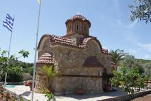 Κατασκεύη εκκλησίας στο Λαύριο από την Batzolis Θυρεός Stone. 